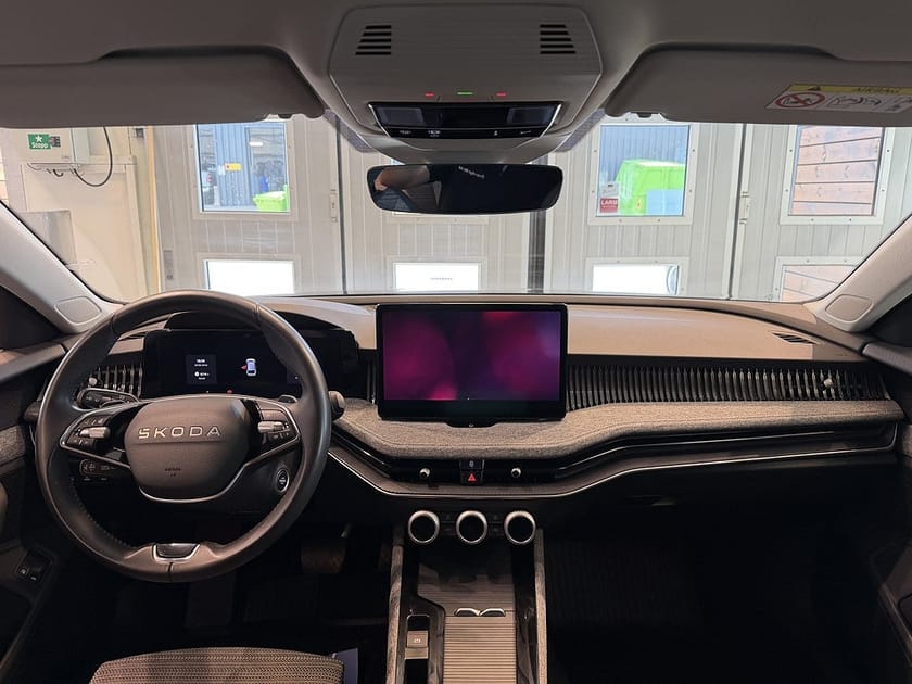 Bild 5 av Škoda Superb iV Kombi Skoda Drag Gps Värmare Massage Carplay 25,7 kWh MOMS