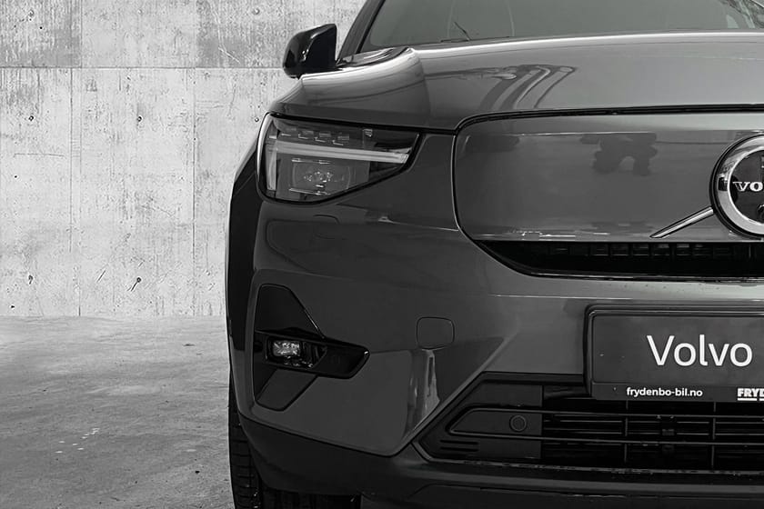Bilde 4 av Volvo EX40 Twin Motor Performance Ultra Perf KROK|PANO|20"|PIXEL|360|H&K|TONEDE