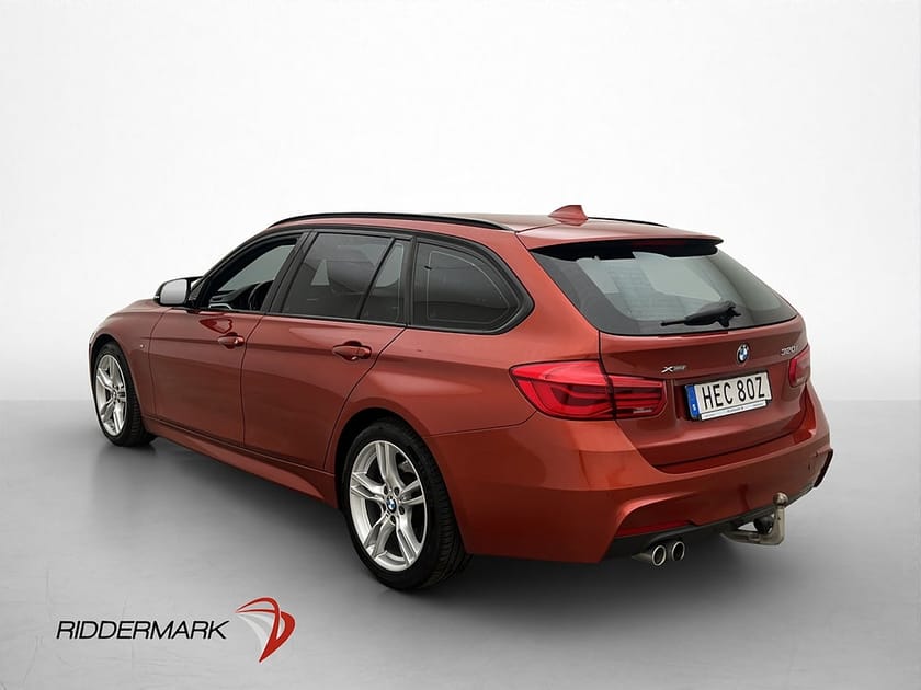 Bild 5 av BMW 320i xDrive Touring M Sport Black 184hk Drag Navi Sensorer
