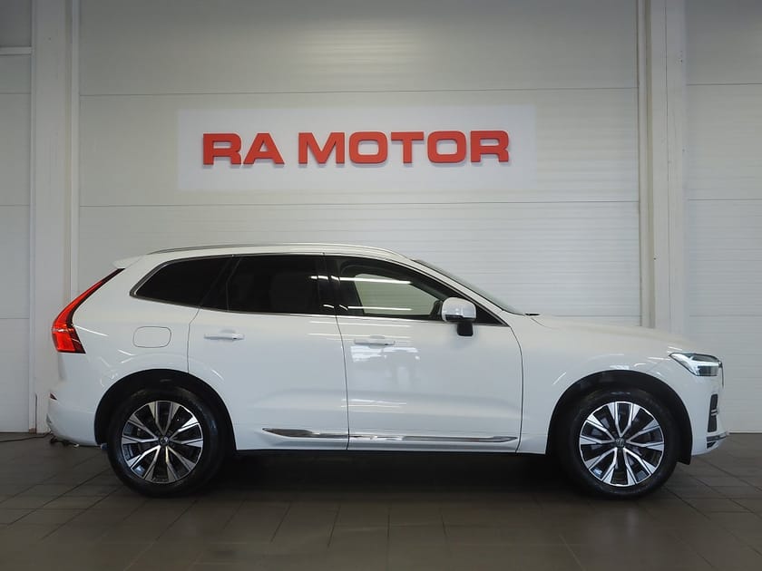 Bild 4 av Volvo XC60 B4 AWD Geartronic 197hk Inscription B-Kam Drag Orrefors