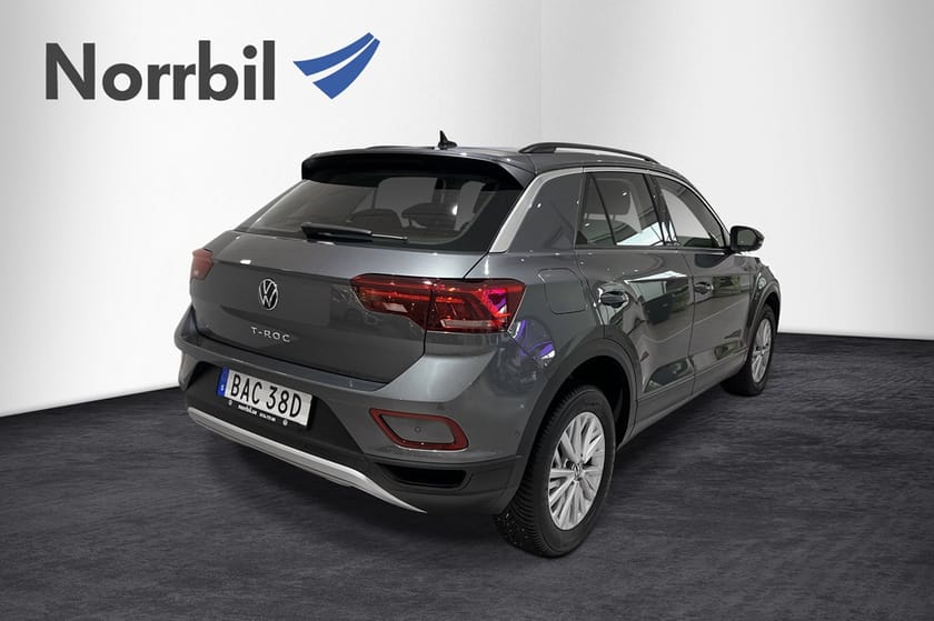 Bild 4 av Volkswagen T-Roc TSI 110 Manuell Digital Cockpit