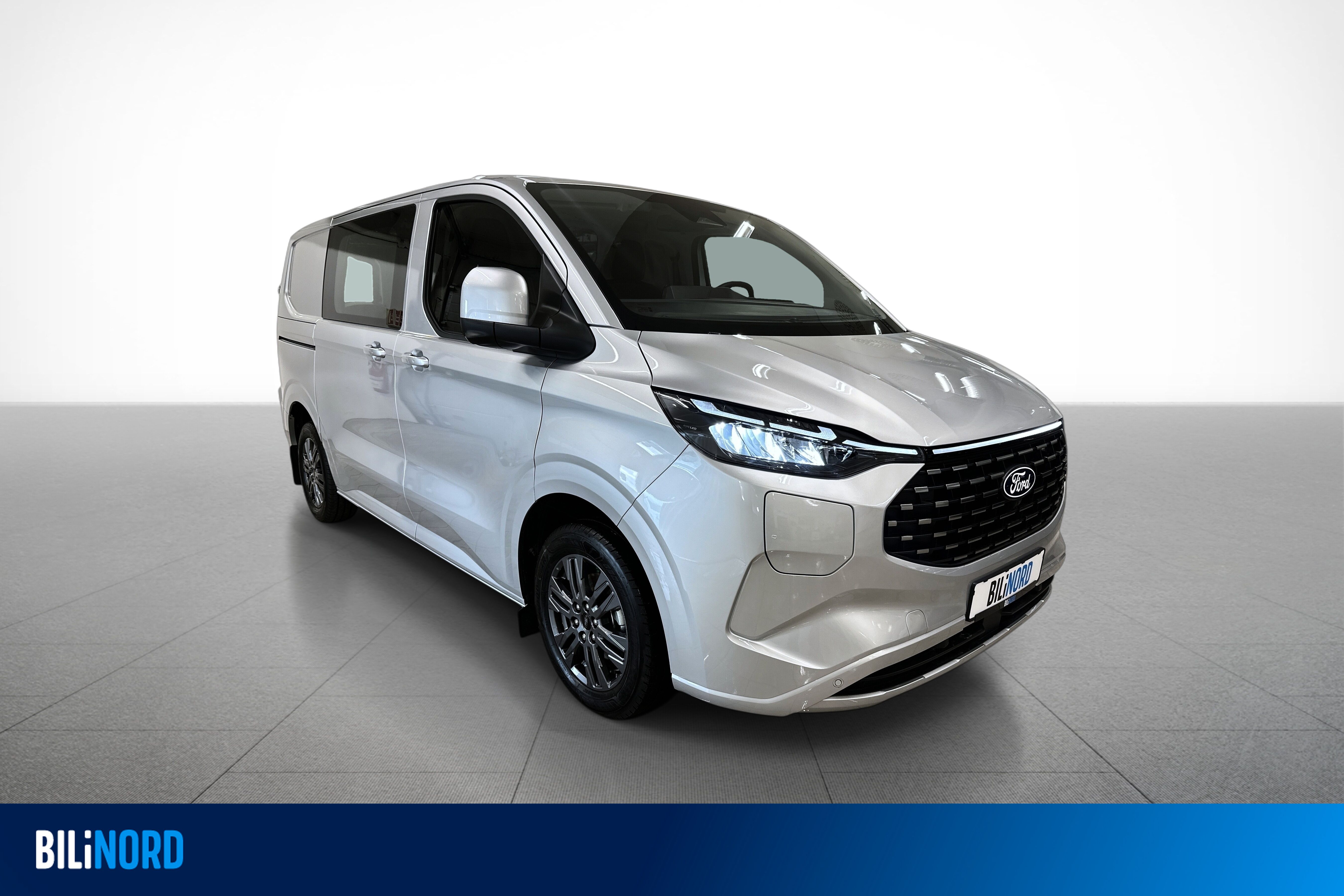 Ford E-Transit Custom 320