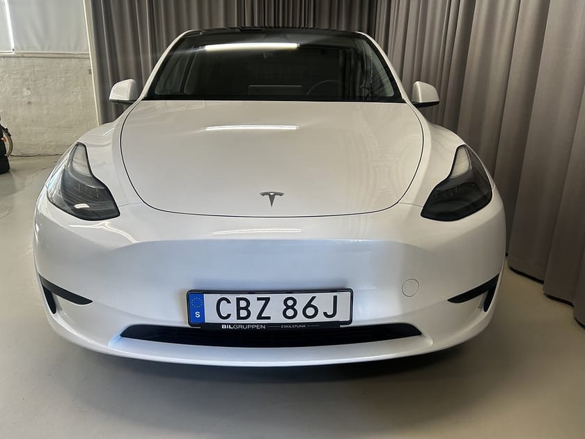 Bild 2 av Tesla Model Y Standard Range RWD