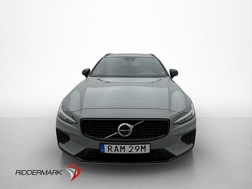 Bild 2 av Volvo V60 T8 AWD Ultimate Dark Pano 360° H/K CarPlay HUD