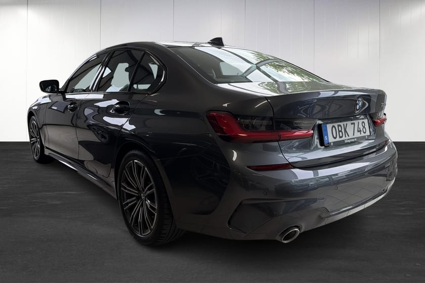 Bild 3 av BMW 330e Sedan Steptronic M-Sport / V-Hjul