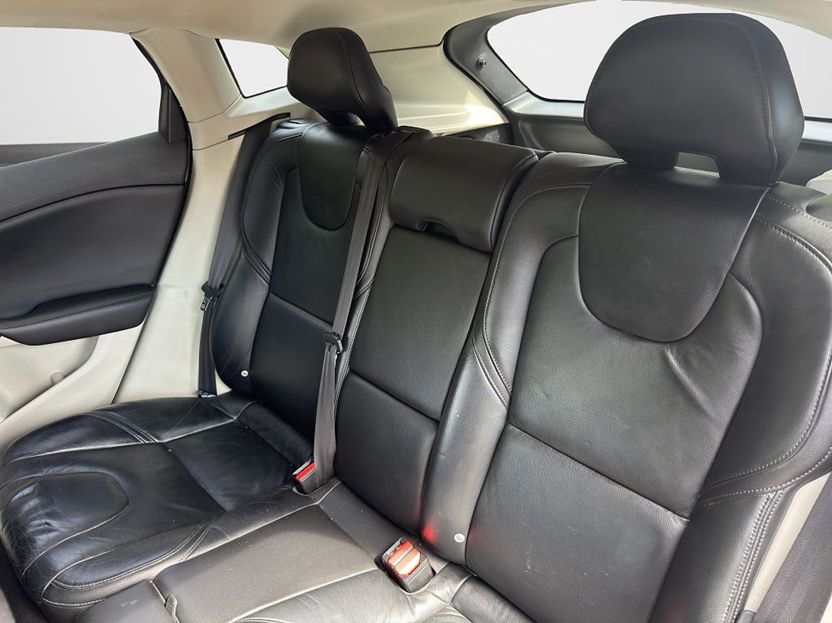 Volvo V40, bild 12 av 17