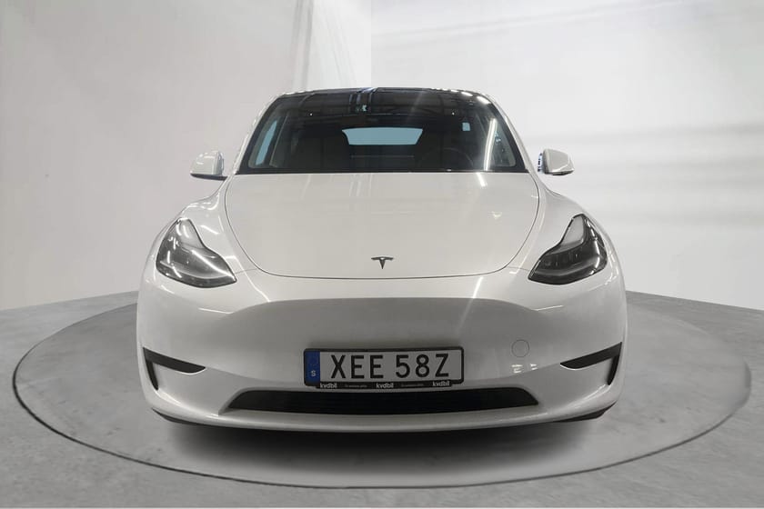 Bild 5 av Tesla Model Y Standard Range RWD Vinterhjul Dragkrok
