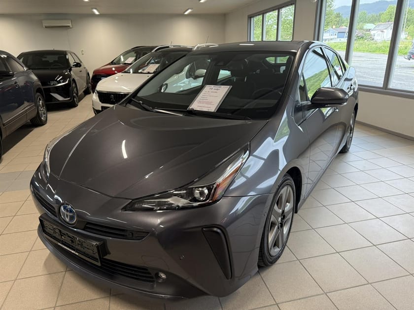Bilde 1 av Toyota Prius Hybrid AWD-i 