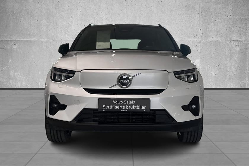 Bilde 3 av Volvo XC40 Recharge Twin motor Plus, Kamera, Hengerfeste, Varmepumpe+++