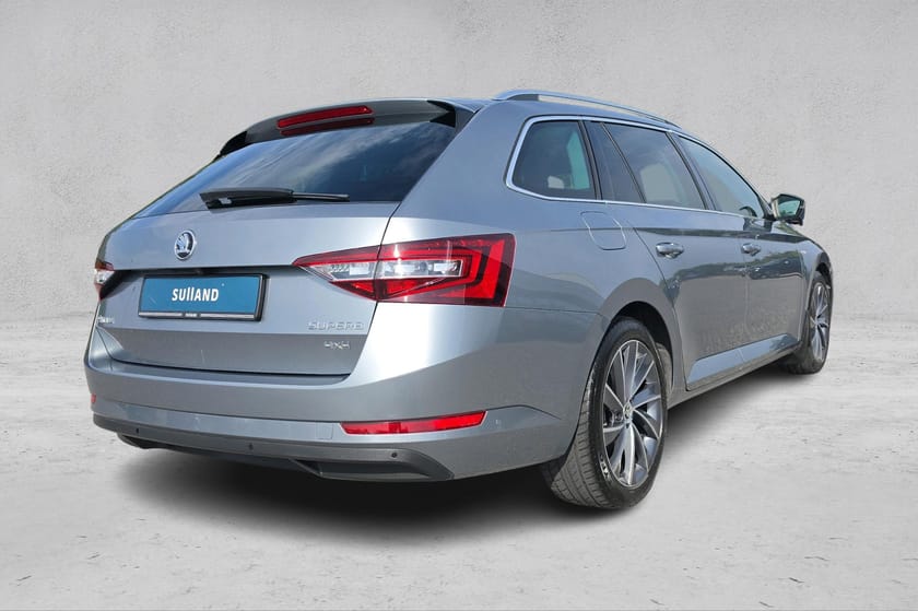Bilde 5 av Škoda Superb Stasjonsvogn 4x4/Byttet reg.reim/L&K/Topputstyrt/Webasto/Skinn++
