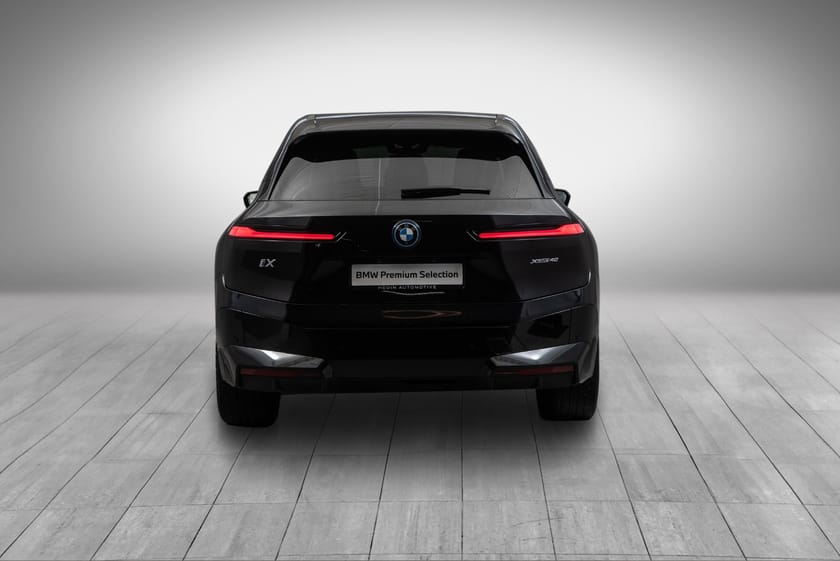 Bilde 4 av BMW iX xDrive40