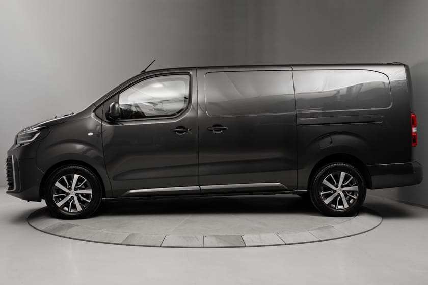 Bilde 2 av Toyota Proace L2 2,0 D 177 Comfort Plus L1H1 THB aut