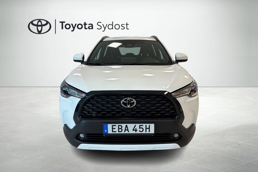 Bild 5 av Toyota Corolla Cross Hybrid AWD-i Active Automat Rattvärme Adaptiv farthållare mm.