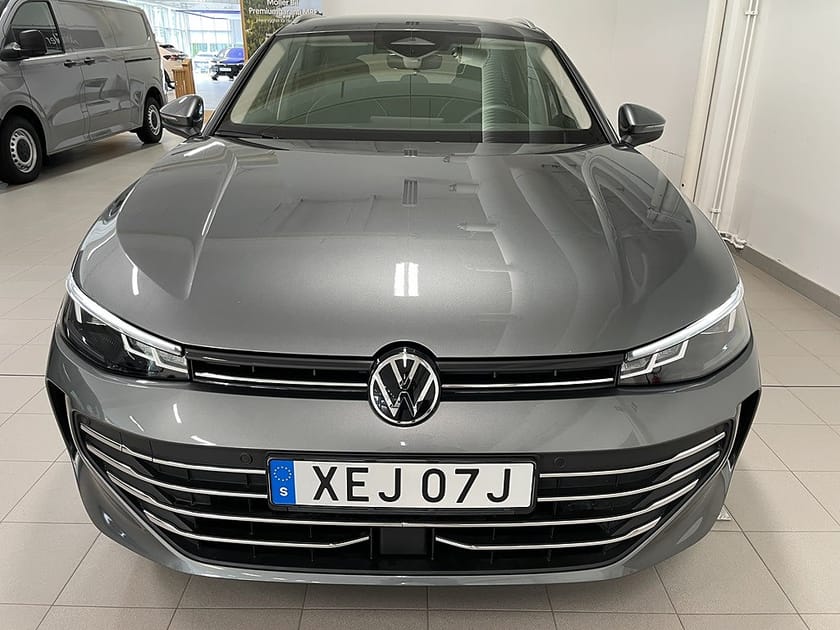 Bild 4 av Volkswagen Passat Variant eHybrid Business 272Hk | DRAG & VÄRMEPAKET |