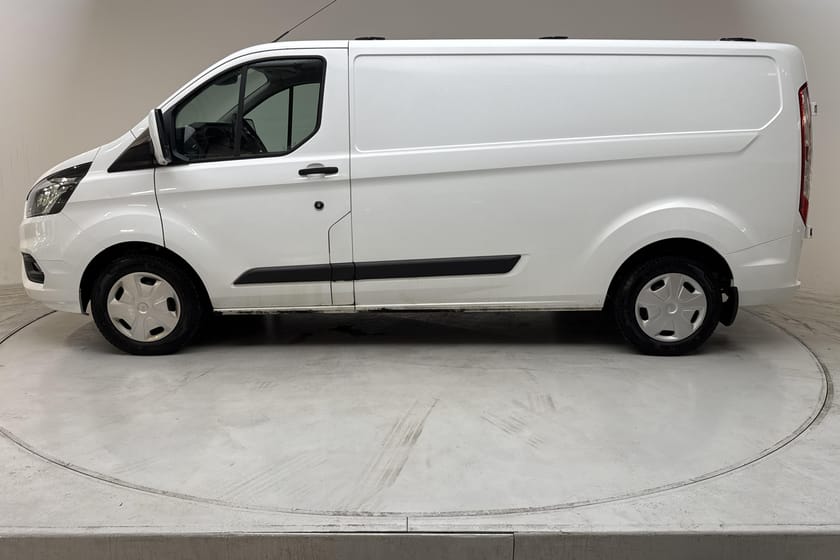 Bild 2 av Ford Transit Custom 300 130hk Verkstadsinr, drag, B-kam