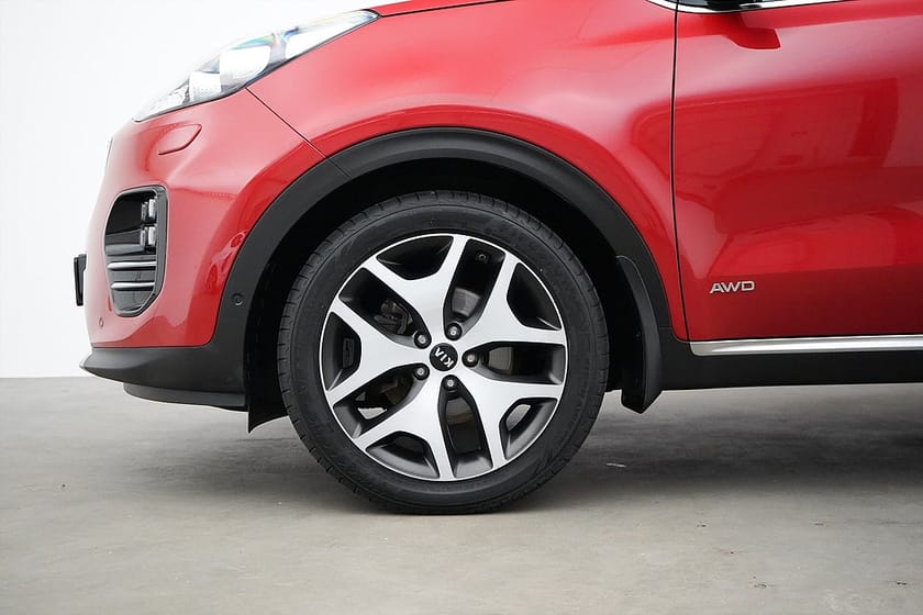 Bild 2 av Kia Sportage 1.6 T-GDI / 177hk / GT-Line / JBL / Drag