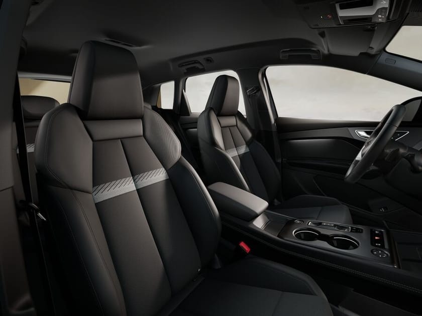 Bild 2 av Audi Q4 e-tron SUV  PERFORMANCE 210 KW