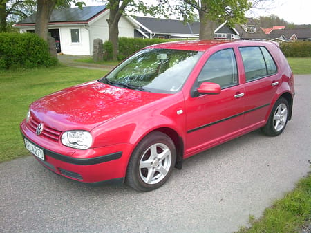Volkswagen Golf VW 1,6 Automat- Nybes