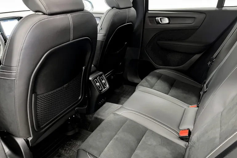 Volvo C40 Recharge