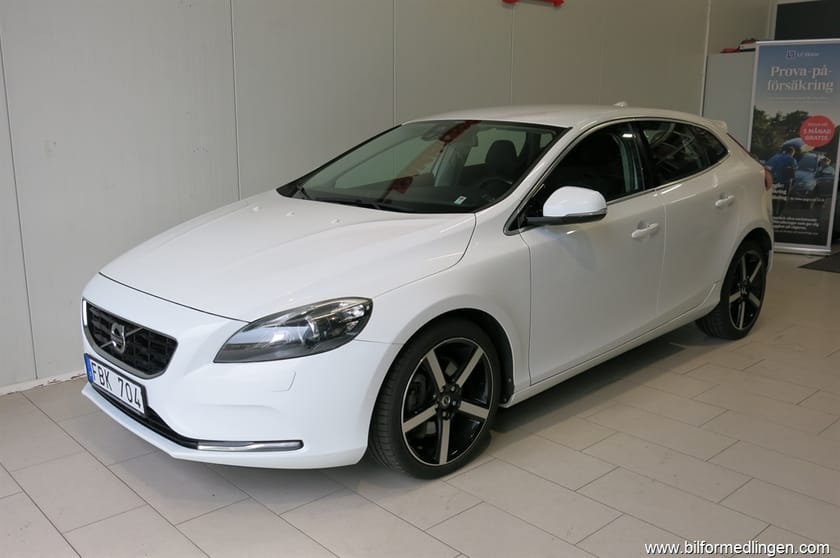 Bild 3 av Volvo V40 D3 150hk Summum Navi V-Hjul