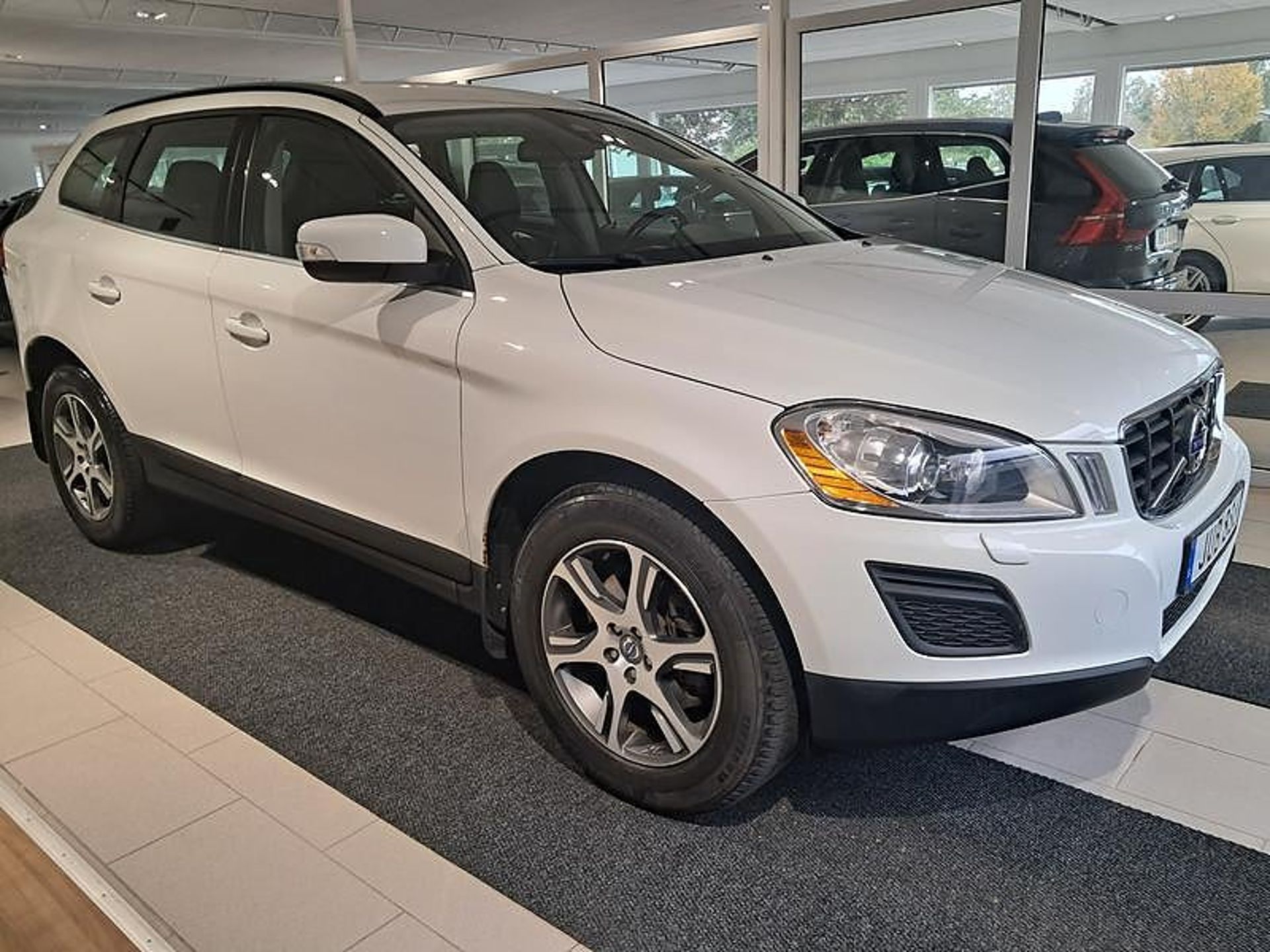 Volvo XC60 AWD D4 2013, bild 3/7