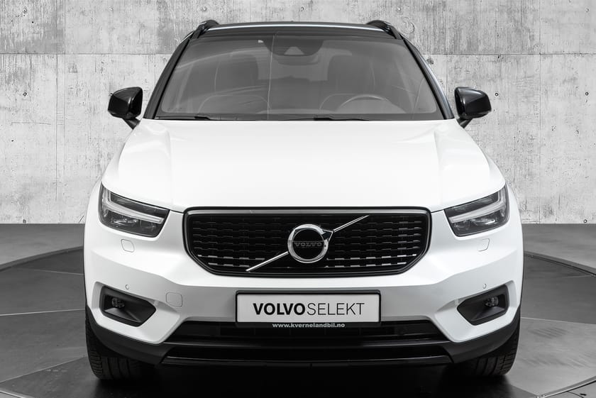 Bilde 4 av Volvo XC40 T5 R-design Hengerfeste/Elstol/Ryggekam/Navipro