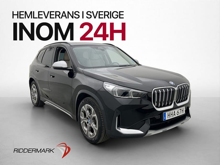 Bild 1 av BMW iX1 xDrive30 xLine MOMS 360º HUD H/K CarPlay Drag