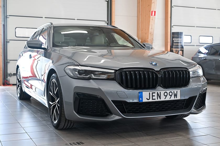 Bild 4 av BMW 530e xDrive Touring M Sport Skinn 292hk VINTERHJUL INGÅR