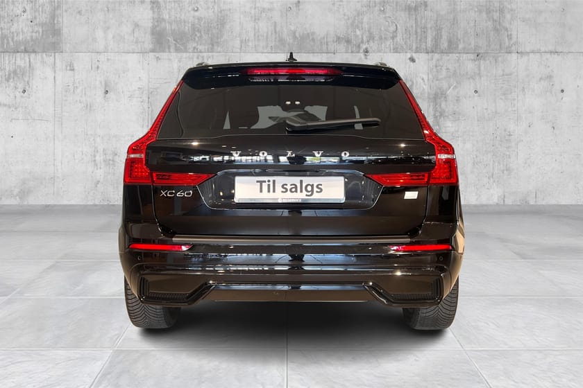 Bilde 5 av Volvo XC60 T8 Plus Dark-Pano-360"-Voc-Acc-Google-H&K-Hf-Sub