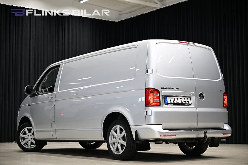 Bild 5 av Volkswagen Transporter 4Motion DSG 150HK L2 Nedlackad|GPS|Inredd|Dubbelglv