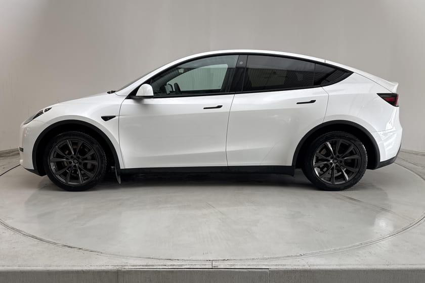 Bild 2 av Tesla Model Y Standard Range RWD