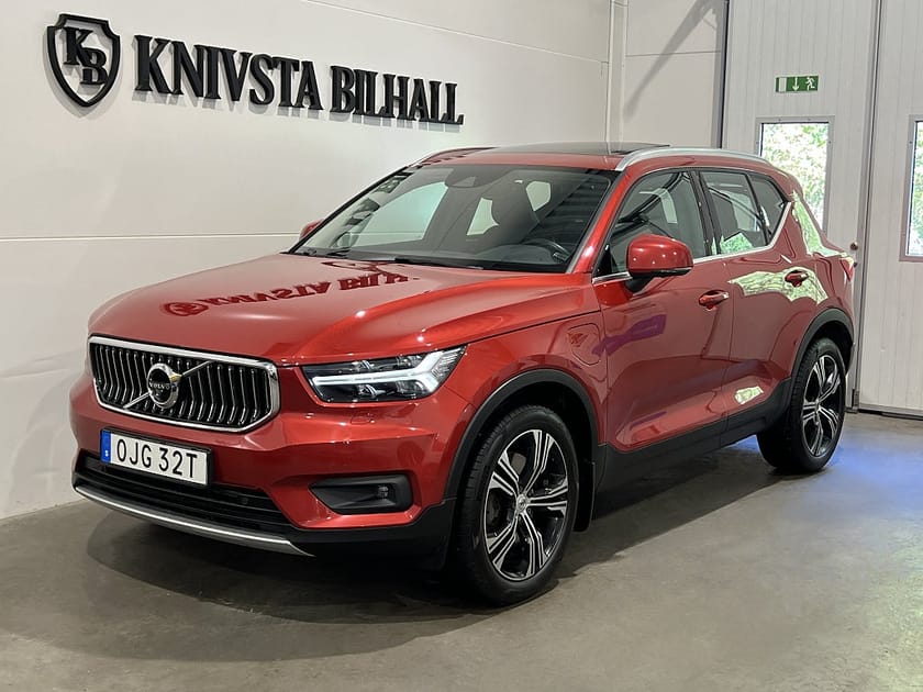 Bild 1 av Volvo XC40 Recharge T4 DCT INSCRIPTION Moms Orrefors Pano 211hk