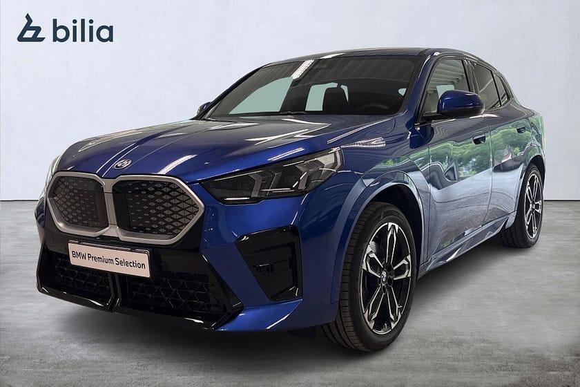 Bild 1 av BMW iX2 xDrive30 M-Sport | Drag | Aktiv.fart | Backkamera | 19"