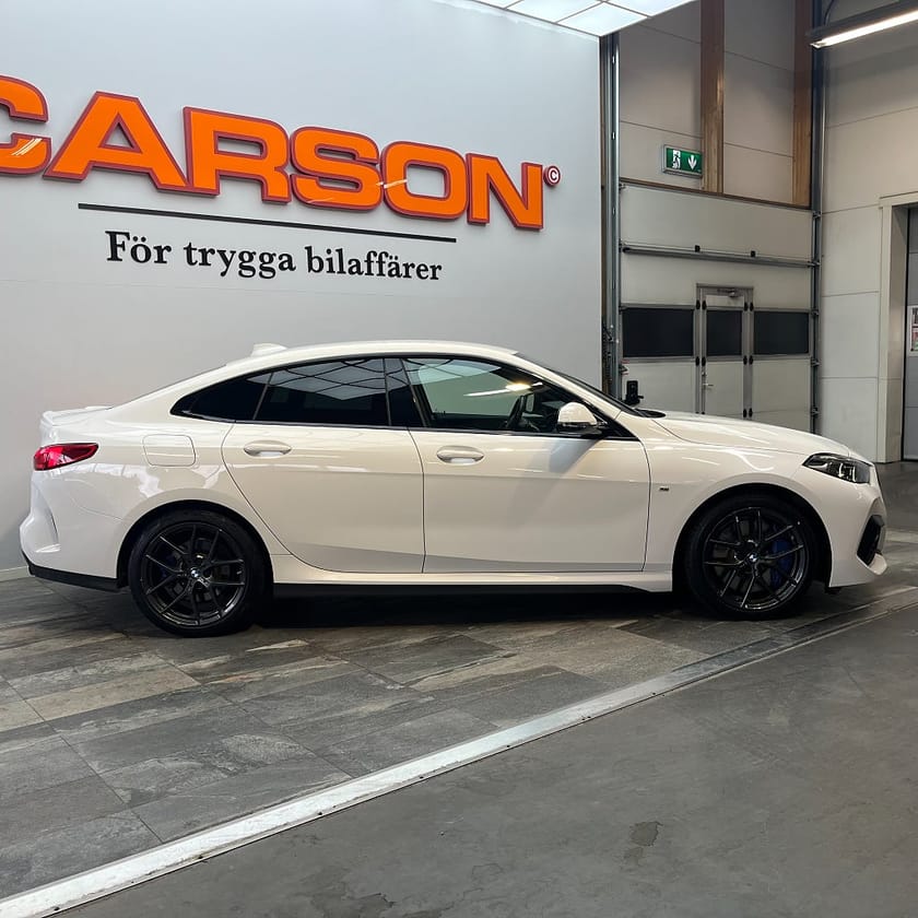Bild 3 av BMW 220d xDrive Gran Coupé 220 M Sport Cockpit Apple Drag