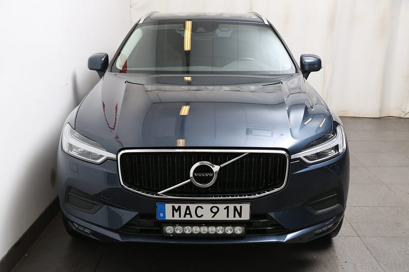Bild 5 av Volvo XC60 B4 197hk Momentum Advanced Edt AWD Aut Kamera Drag