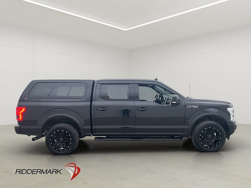 Bild 2 av Ford F-150 SuperCrew Lariat Sport V8 4x4 Drag Pano B&O Diff Kåpa Moms