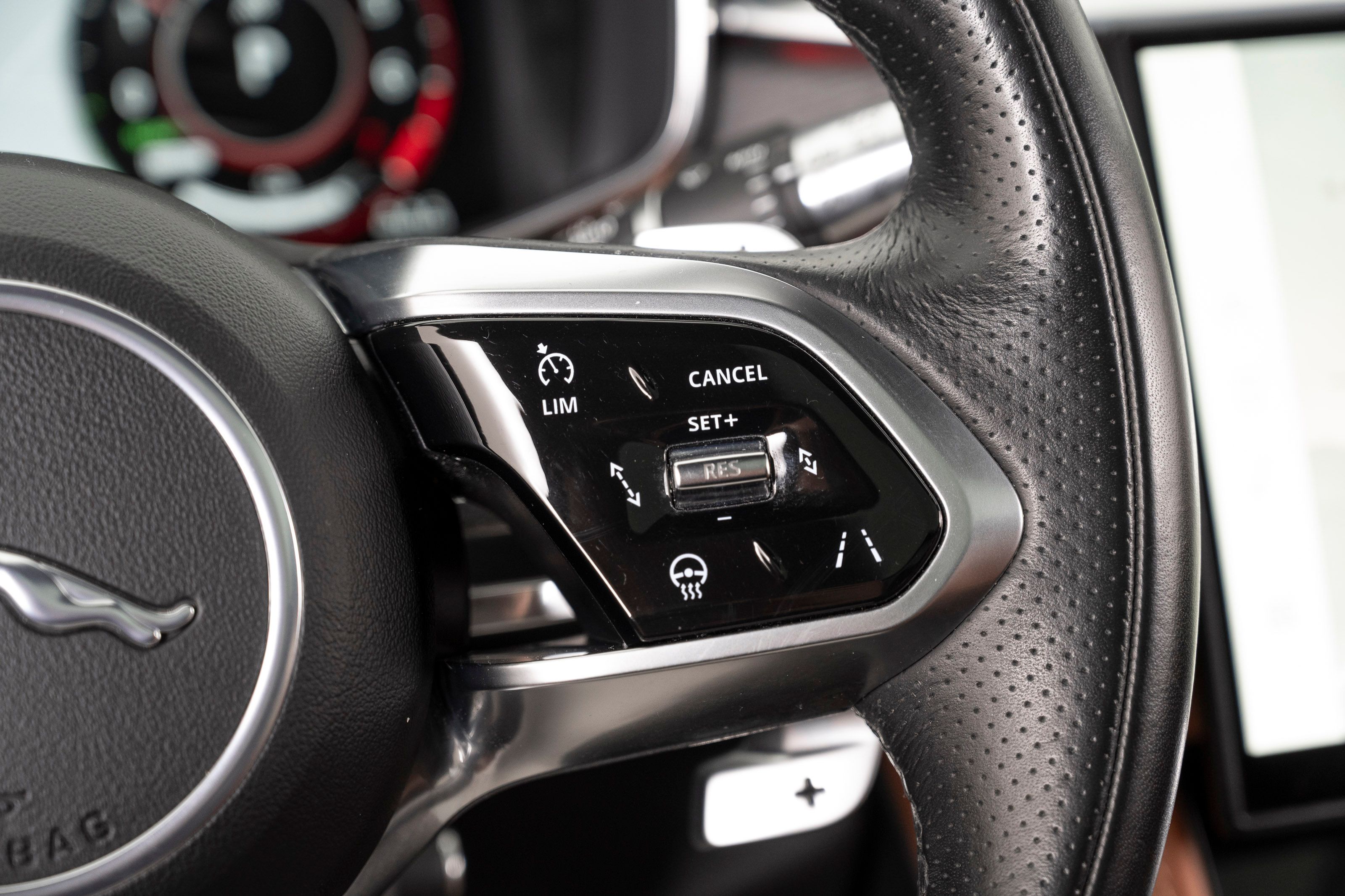 Jaguar F-Pace P400e PHEV Automatic, 8-trins, 404ps, 2022