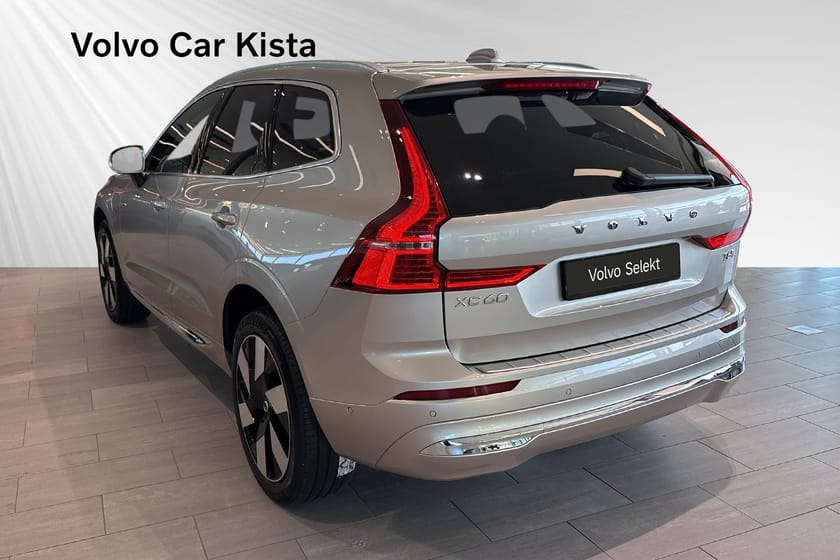 Bild 4 av Volvo XC60 T6 Ultra Bright H/K 360Kam Läder HUD Drag Pano