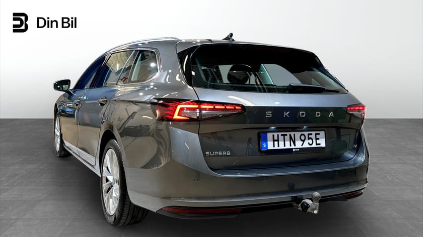 Bild 3 av Škoda Superb iV Kombi Selection DSG Drag