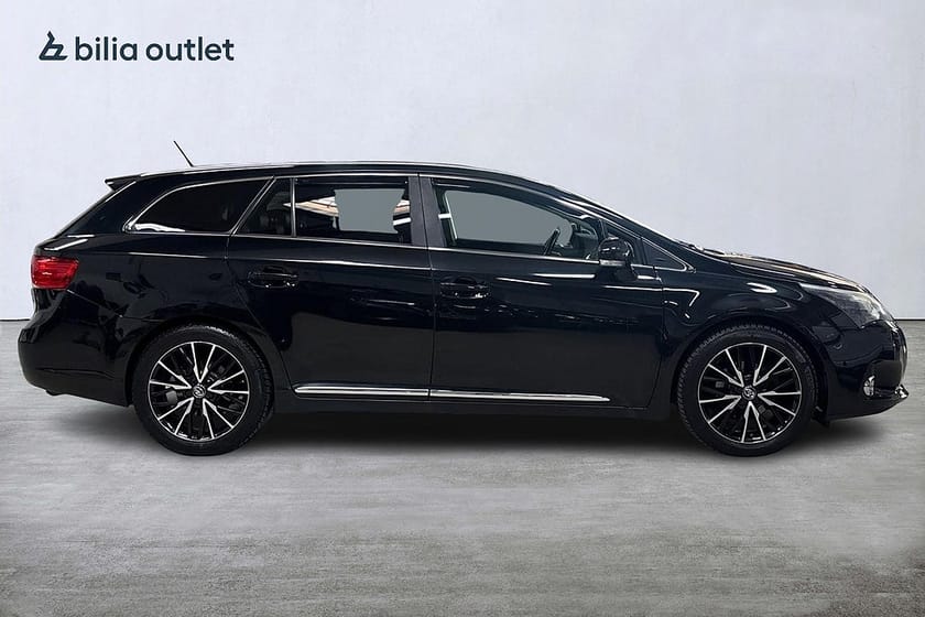 Bild 5 av Toyota Avensis Kombi 2.0 D-4D Executive 124hk Navi Drag Backkamera