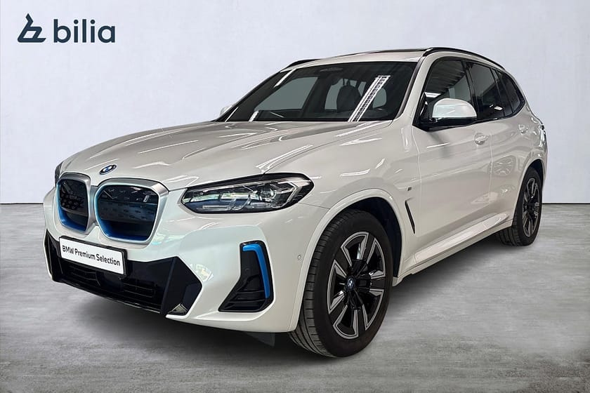 Bild 1 av BMW iX3 M-Sport | Aktiv farth. | Panorama | El stol m minne
