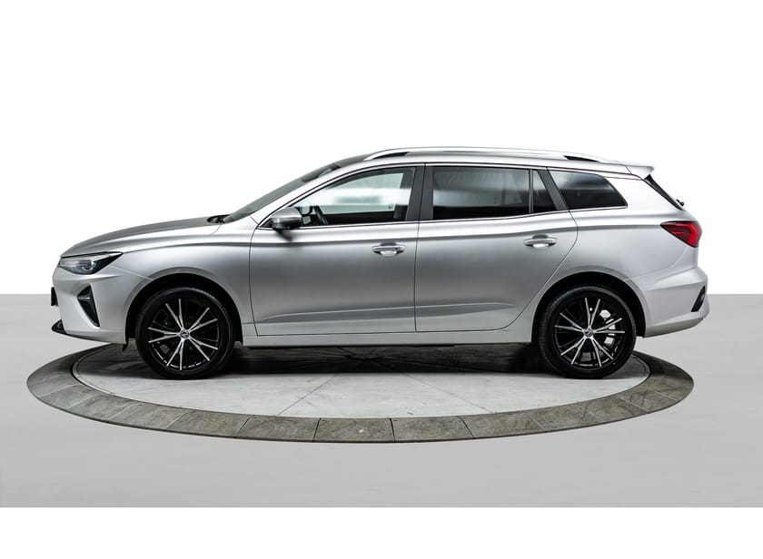 Bilde 4 av MG 5 Long Range Luxury Skinn 360Gr Ryggekamera ++++