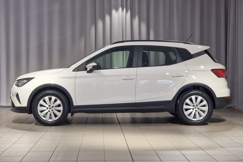 Bild 2 av SEAT Arona Style | Farthållare | Cockpit | Full link | 95 hk