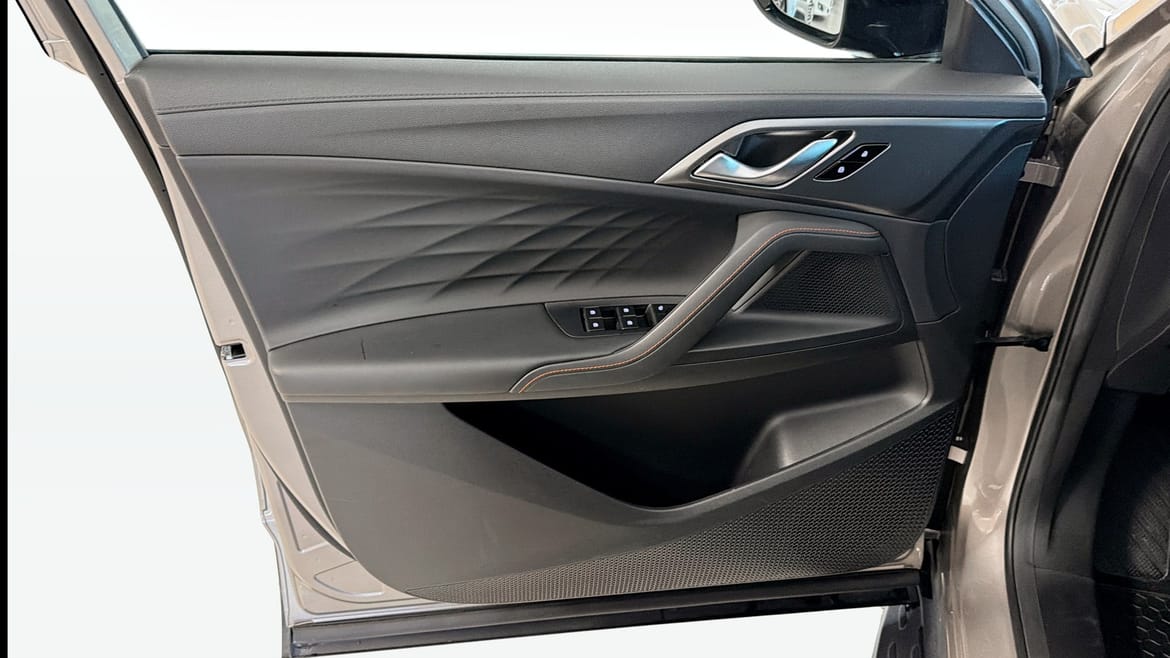 MG HS PHEV Automatic, 2-trins, 307ps, 2024