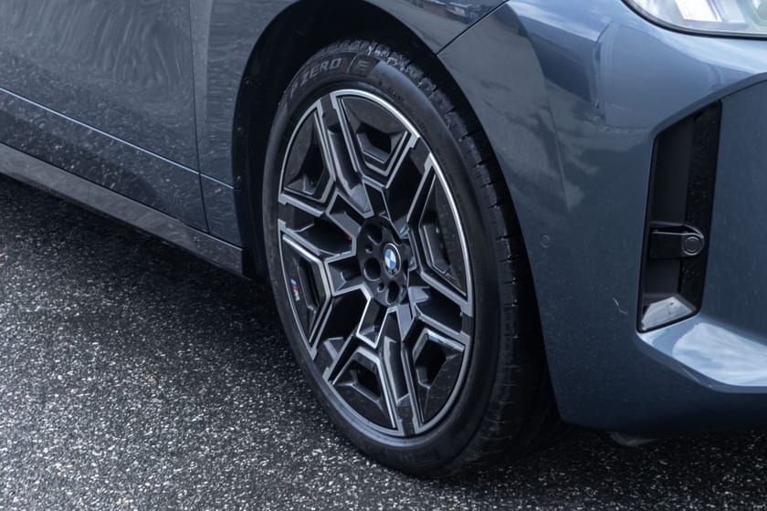 Bilde 3 av BMW iX xDrive60 Supercharged/M-Sport PRO/B&W/SkyLounge+++