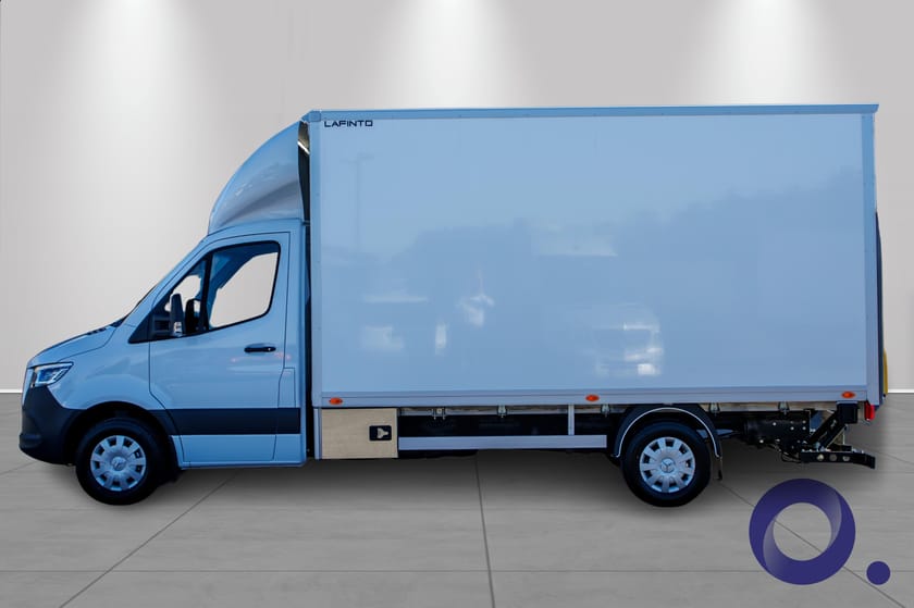Bilde 2 av Mercedes-Benz Sprinter Skapbil med bakløfter