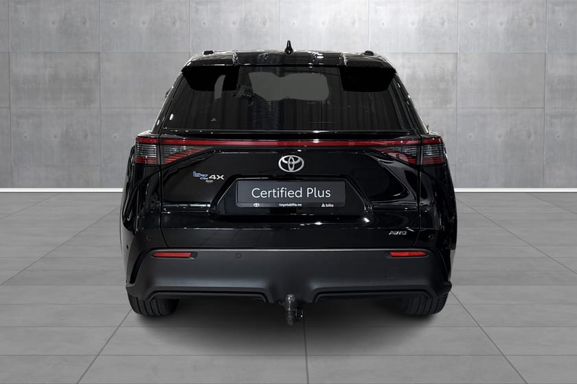 Bilde 4 av Toyota bZ4X Executive AWD, h-feste, JBL, skinn, kamera, cruise