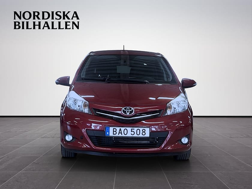 Bild 2 av Toyota Yaris 5-dörrar 1.33 Dual VVT-i Edition 50 Nybesiktad Kamera