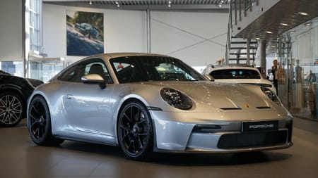 Porsche 911 GT3 Touring 992