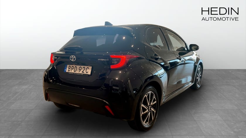 Bild 2 av Toyota Yaris Hybrid 1.5 116HK ACTIVE PLUS VÄRMARE